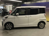 エンジンルーム、室内、クリーニング済みです。厳選したお車を屋内展示場にて展示中☆車両品質には自信がございます!ぜひ一度ご来店ください!!