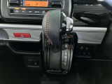 CVT(無段階変速)を搭載。変速ショックが無く加速がとってもスムーズです!エンジン負荷を抑えて、低燃費を実現しています◎