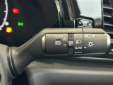 【オートライト(AUTO)】外の明るさをシステムが感知して、自動でヘッドライトが点灯します!ヘッドライトをつけ忘れを防ぐ便利機能です。
