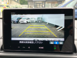 バックカメラも付いています! 運転が不慣れな方でも安心して駐車が可能です!