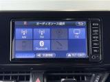Bluetooth対応、CD再生機能付き。お好きな音楽を聴きながらのドライブは楽しいですよね〜♪