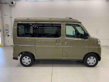 軽自動車、小型車を中心に常時300台展示車を御用意させて頂いております