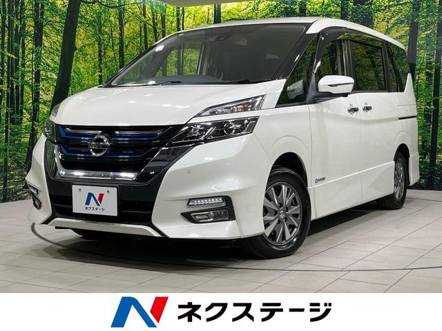 セレナ 1.2 e-POWER ハイウェイスター V 