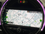 ●HDD純正ナビ:一体感のあるナビは、高級感ある車内を演出してくれます。オーディオ機能も充実しておりますので、運転もより楽しめます♪