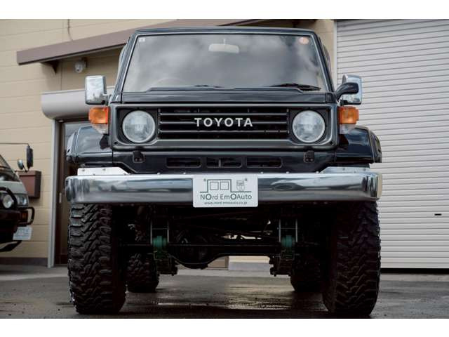 もふ ページ トヨタ ランドクルーザー70 4.2 ZX ディーゼル 4WD /本州仕入れ