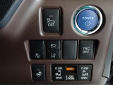 トヨタが誇る衝突被害軽減ブレーキを搭載したサポカーです。