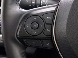 ステアリングスイッチ装備!運転しながら手元でオーディオの操作などができます。