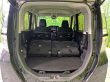 普段のお買い物や通勤、送迎等に十分な荷室スペースを確保しております。セカンドシートを倒すと、大きな荷物の積載も可能です♪