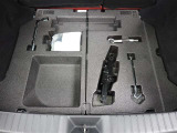 パンク修理キットを装備しております。