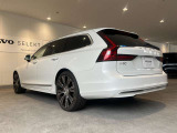 ★☆リアカメラに加えてセンサーもついておりますので、音と光で駐車をサポート☆