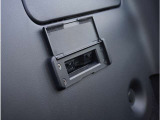 ETCが装着されています。再セットアップ後高速道路の料金所をノンストップで通過できて大変便利です。
