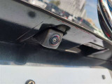 バックカメラが付いているので後方確認が非常にしやすいです。今や運転初心者も熟練者も必須装備!ついていて損はないですね♪