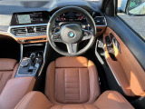 3シリーズセダン 320d 4WD 本革シート