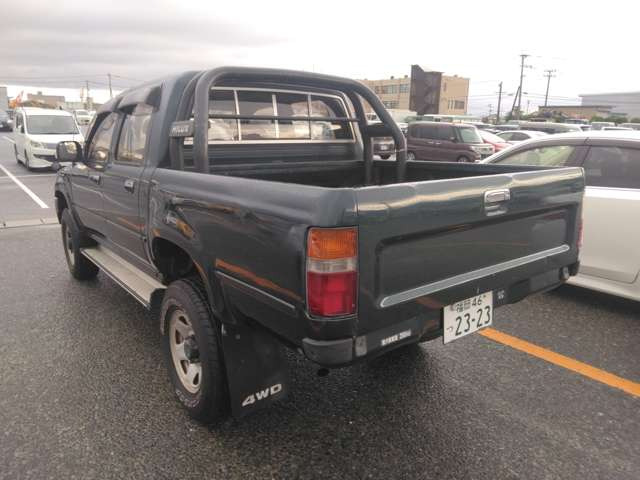 トヨタ ハイラックス 2.8 SSR-X ダブルキャブ ロング ディーゼル 4WD 2