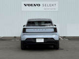 ◆バック/万が一を考え、安全性を重視する方に選ばれているVOLVO車。ドアを開閉するとその重み・厚みに驚くはず