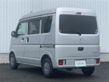 シルキーシルバーメタリック