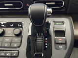 気になる車はすぐにお問い合わせください!画面右側の0066から始まる無料ダイヤルからお問い合わせ下さい!専門スタッフがお車のご質問にお答えいたします!