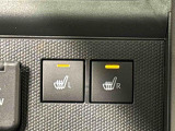寒い日のドライブを快適にする運転席&助手席シートヒーターが付いてます。アクセサリーソケット(12V/120W)も装備されています。