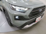 Bi-Beam LEDヘッドランプ+LEDクリアランスランプ+LEDフロントフォグランプ 少ない電力で明るく照らします☆彡