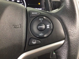 【アダプティブ・クルーズ・コントロール】予め設定した車速内でクルマが自動的に加減速。 前走車との適切な車間距離を維持しながら追従走行し、高速道路でのドライバーの疲労を軽減してくれる嬉しい機能付♪