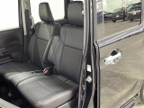 気になる車はすぐにお問い合わせください!画面右側の0066から始まる無料ダイヤルからお問い合わせ下さい!専門スタッフがお車のご質問にお答えいたします!