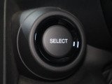 SELECTモードをオンにすると、アンビエントメーターが赤色に変化し、瞬間燃費表示がターボブースト表示に切り替わります!