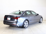 A4 40 TDI クワトロ Sライン 4WD 