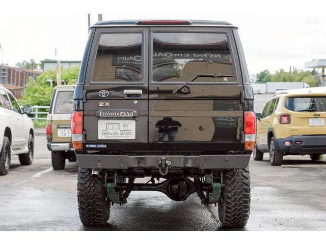 もふ ページ トヨタ ランドクルーザー70 4.2 ZX ディーゼル 4WD /本州仕入れ