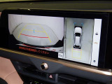 バックモニターも装備しております。バックギアに入れるとナビ画面に車の後方が映し出されます。これで後方確認も安心!
