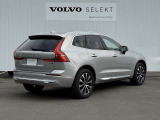 ◆バック/万が一を考え、安全性を重視する方に選ばれているVOLVO車。ドアを開閉するとその重み・厚みに驚くはず
