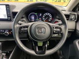 【純正革巻きステアリング】上質な革を使用することで、手にしっかり馴染みとても運転しやすいハンドルです♪