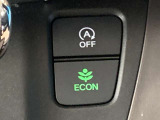 ご存知ECONスイッチを装備!エアコンとパワー出力を抑えてよりエコなドライブを可能にする魔法のスイッチです!