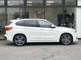 BMWを熟知したメカニックによる、360度の納車前点検。ドイツ本国と同様の教育・訓練を受けたメカニックが徹底的に点検、整備した後にお客様にお引渡しします。