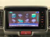 【ナビ】TV CD/DVD再生やBluetoothオーディオなど多彩なメディアに対応したメモリーナビを装備しています。