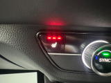 前席に寒い日も身体を温め快適なドライブをサポートしてくれるシートヒーターを装備しています。