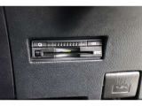 高速道路の利用時に便利なETC。料金所での停車や小銭を探す手間がなくなり快適です♪見た目もすっきりとしたビルトインタイプを装備しています。