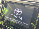 【ナビ機能付きディスプレイオーディオ】ナビ機能搭載の他、お持ちのスマートフォンと連携して、ナビやbluetoothでの音楽再生が可能です♪デザインはもちろん操作性も良好!