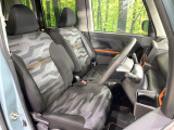 運転席シート廻りは使用感も少なく、良好な状態となっています。丁寧に使われていたことがよくわかりますね。