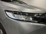 LEDヘッドライトで夜道も安心!