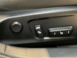パワーシート搭載。微妙な調整が手軽にでき、ピッタリのポジションで運転することが可能です。