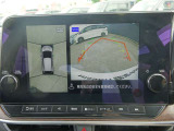 アラウンドビューモニター◆目視しにくい車の左下も映像で確認できるので安心です☆