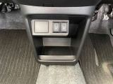 第三者機関の整備・鈑金工場と提携し、アフターサービスも充実!納車後もお客様の愛車のサポートをさせていただきます。