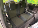 高品質なオリジナルフロアマットもオプションにてご用意しております。お好きなデザインやカラーをお車に合わせて選んでいただくことができます♪