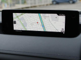 マツダコネクトの8.8インチワイドセンターディスプレイです。『Android Auto』『Apple CarPlay』や独自のコネクテッドサービスに対応したインターフェイスシステムです。