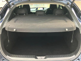積み下ろしのしやすいデッキにはたっぷりと荷物を積み込んでいただけます。遊びから仕事まで、様々なシーンで頼れます♪
