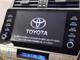 【メーカー純正ナビ】インテリアに溶け込むスタイリッシュな「専用設計」メーカーナビを装備♪視認性や操作性など基本性能にも優れ、より上質なカーライフをお楽しみいただけます。