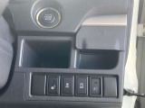 全車室内クリーニング!お客様の気持ちの良いカーライフのために、スタッフ一同全力を尽くします。