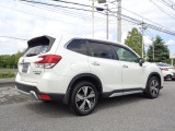 フォレスター 2.0 アドバンス 4WD 