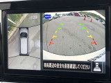 インテリジェント アラウンドビューモニター(移動物 検知機能付)空から見下ろしているかのような映像をディスプレイに映し出し、スムースな駐車をサポートします。