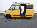パワースライドドアです。ドアを開けた状態です。開口部が広いので乗り降りしやすいです♪
